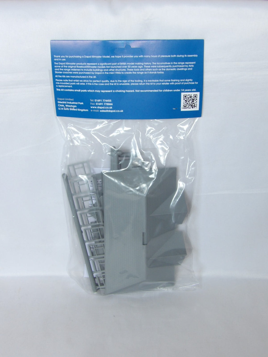 Dapol Kitmaster "OO/HO" Pair Of Semi Detached Houses C057