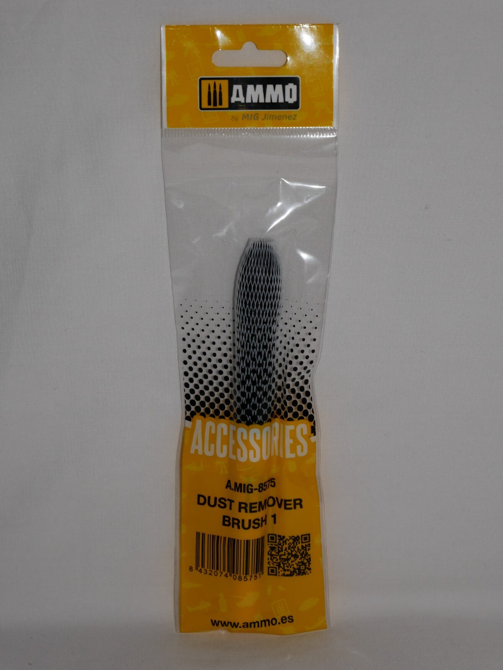Ammo By Mig Jimenez Ultra-Fine Synthetic Dust Remover Brush Size 1 - A.MIG-8575