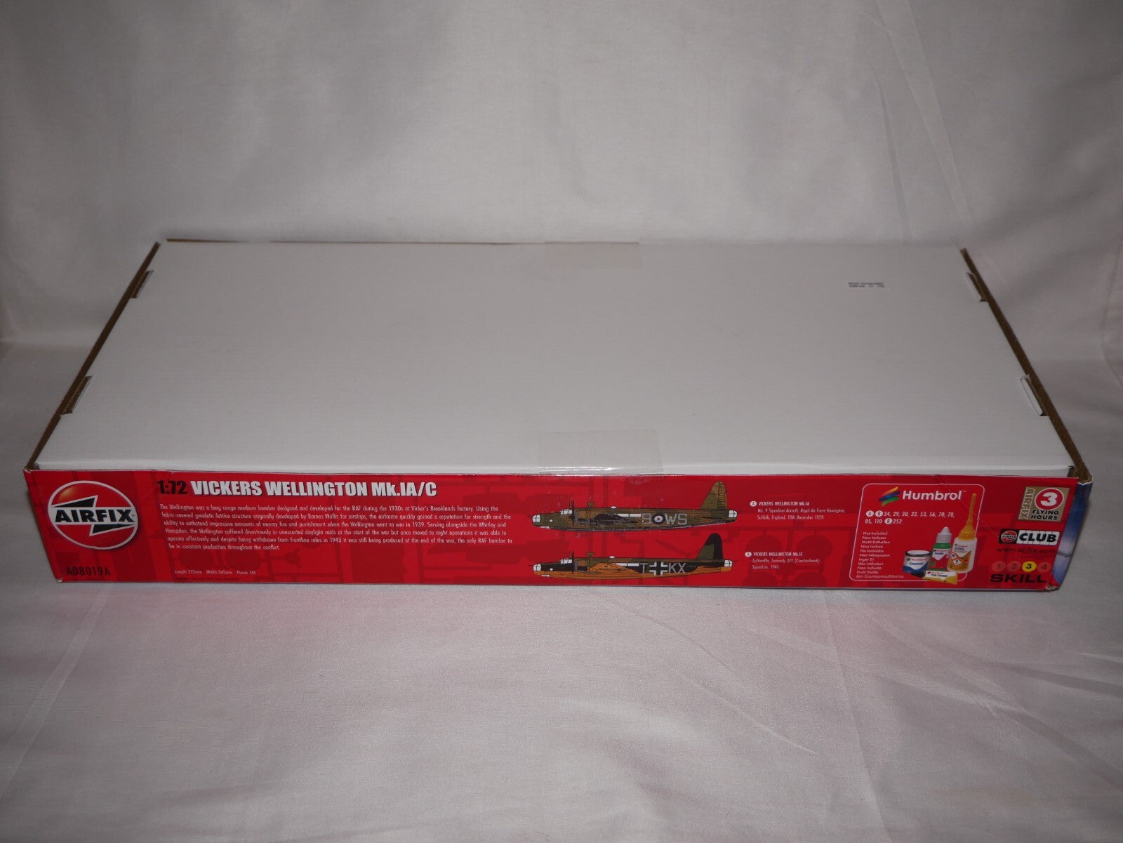 Airfix 1:72 Vickers Wellington Mk.IA/C Aircraft Model Kit Skill Level 3 A08019A