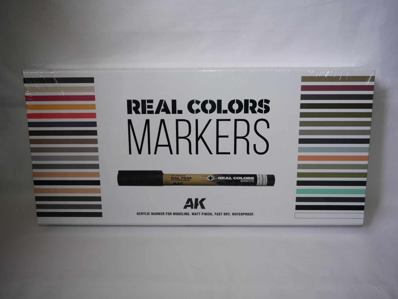 AK Interactive Real Color Acrylic Markers Special Deluxe 34 Piece Box Set - RCM150