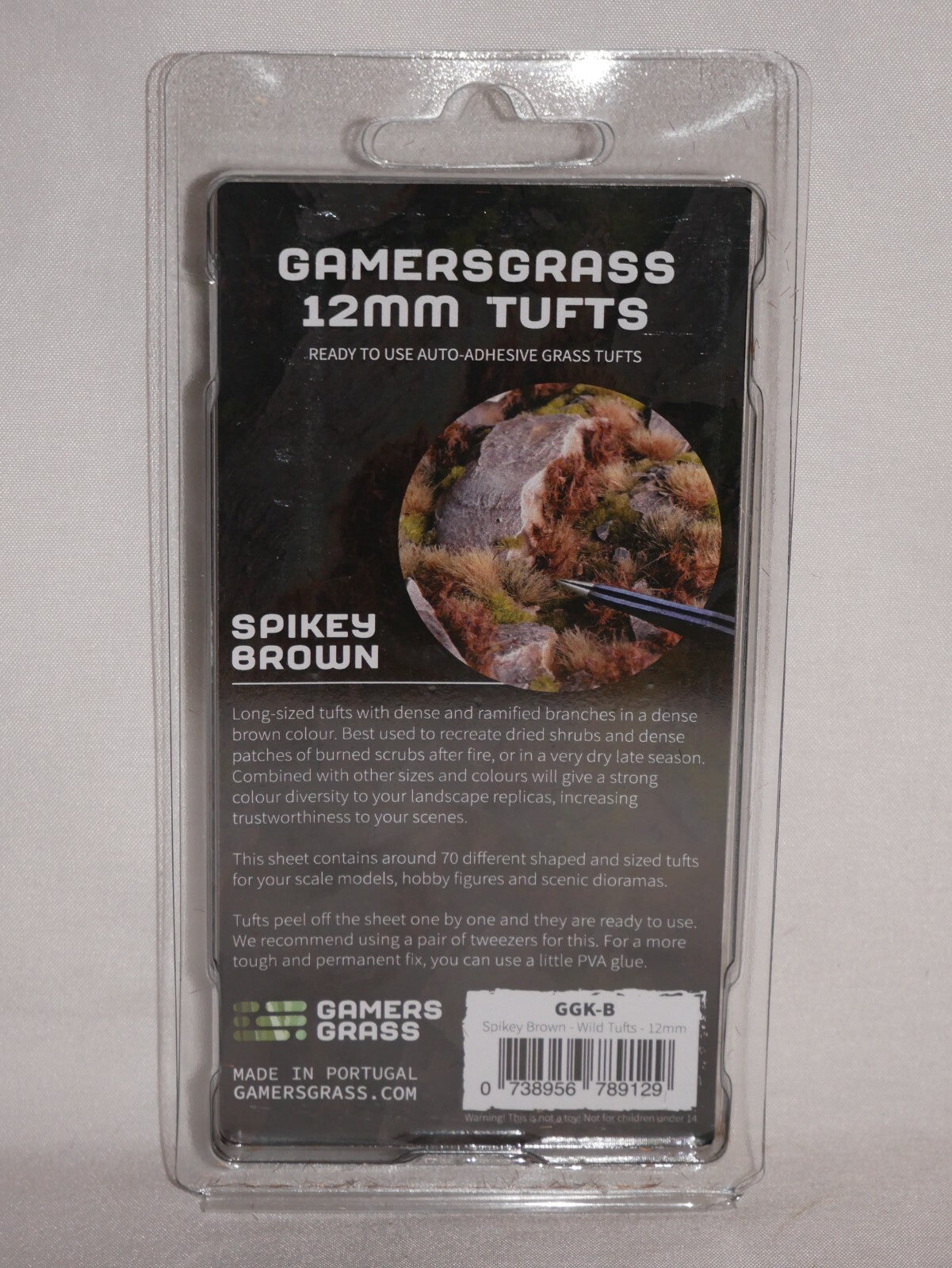 Gamers Grass Wild Spikey Brown 12mm Tufts For Wargaming Bases 70 Per Pack GGK-B