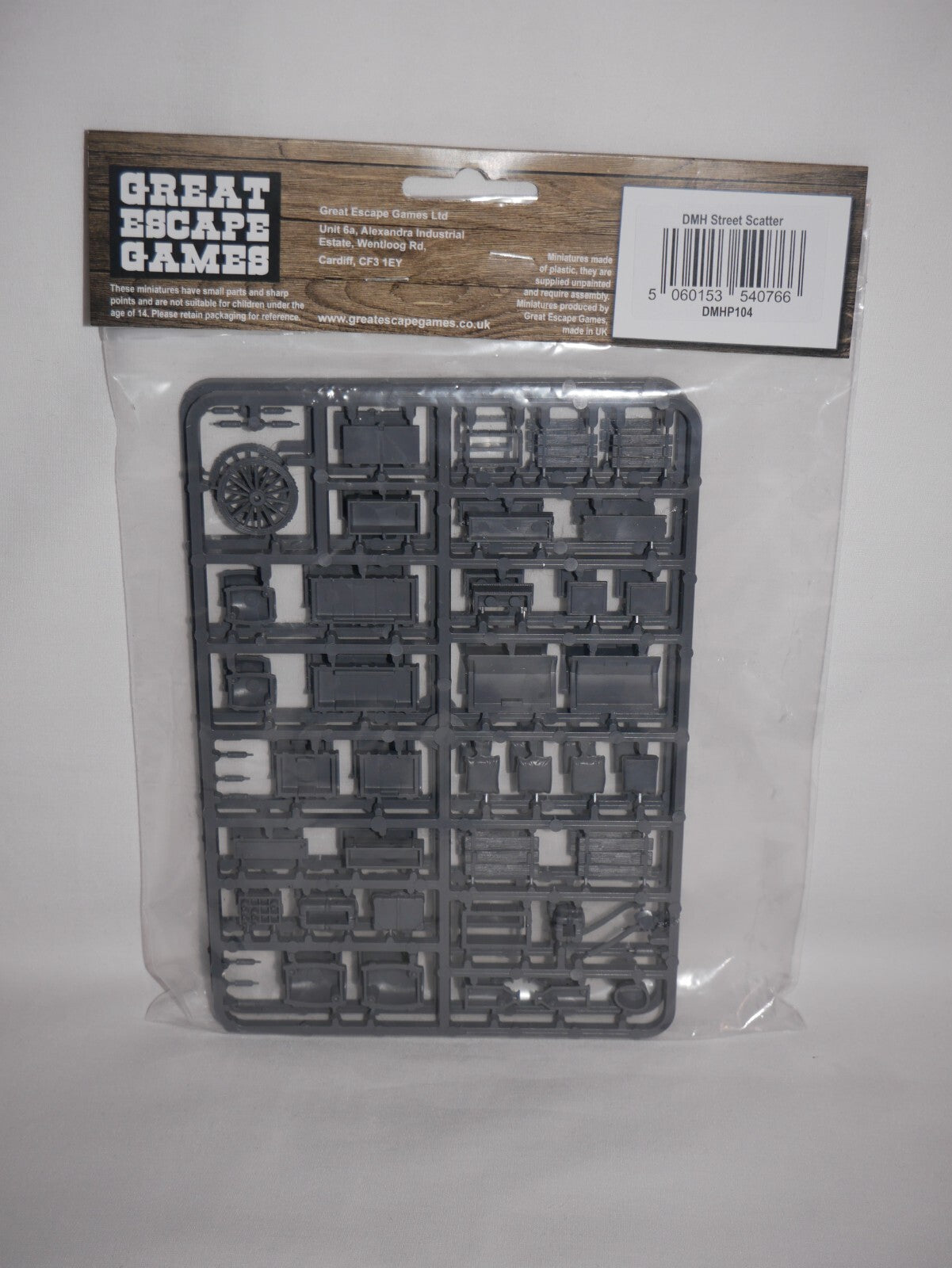 Great Escape Games Dead Mans Hand 28mm Scale Hard Plastic Street Scatter DMHP104