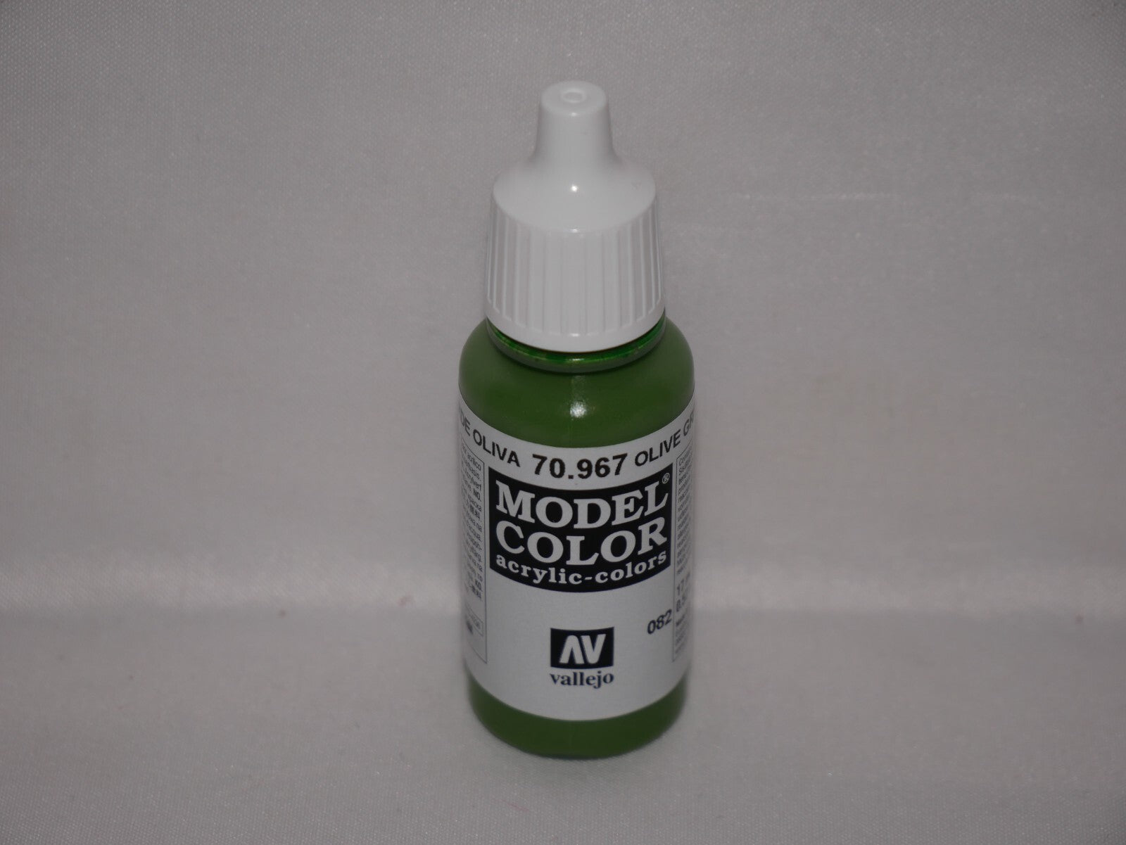 Vallejo Model Color Olive Green Acrylic 17ml/0.57 fl oz Dropper Bottle - 70.967
