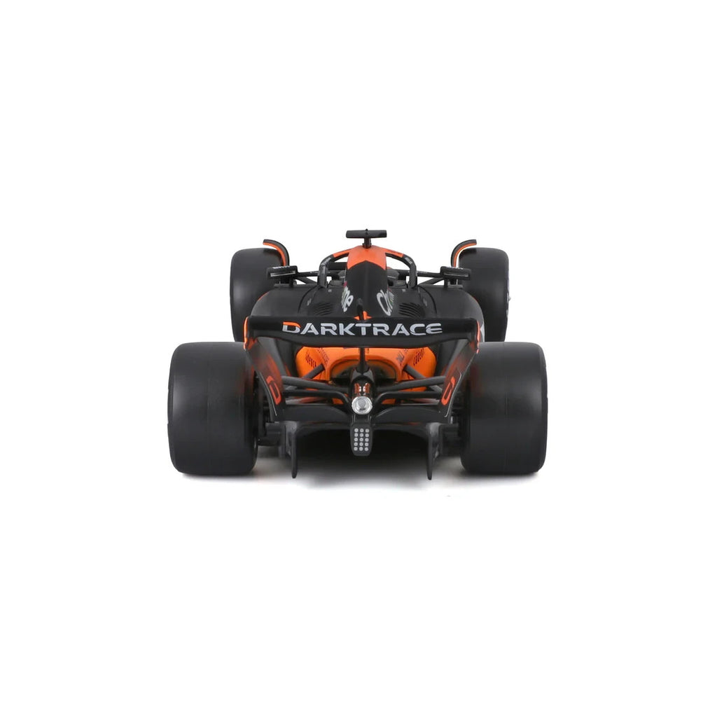 Burago 1:24 McLaren MCL38 Miami Grand Prix 2024 No.81 Oscar Piastri - #18-28033P