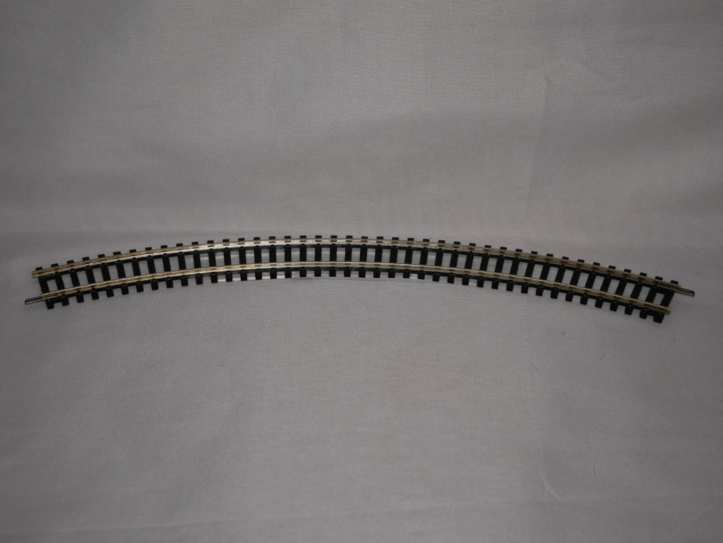 Hornby 1:76 Model Railway Track Single Piece 1st Double 45deg Radius Curve R605