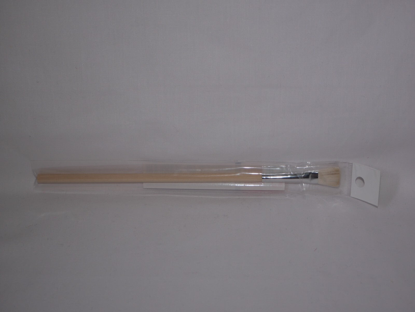 Tamiya Wooden Handle Horse-Hair Bristled No.5 Flat Modelling Paint Brush - 87013