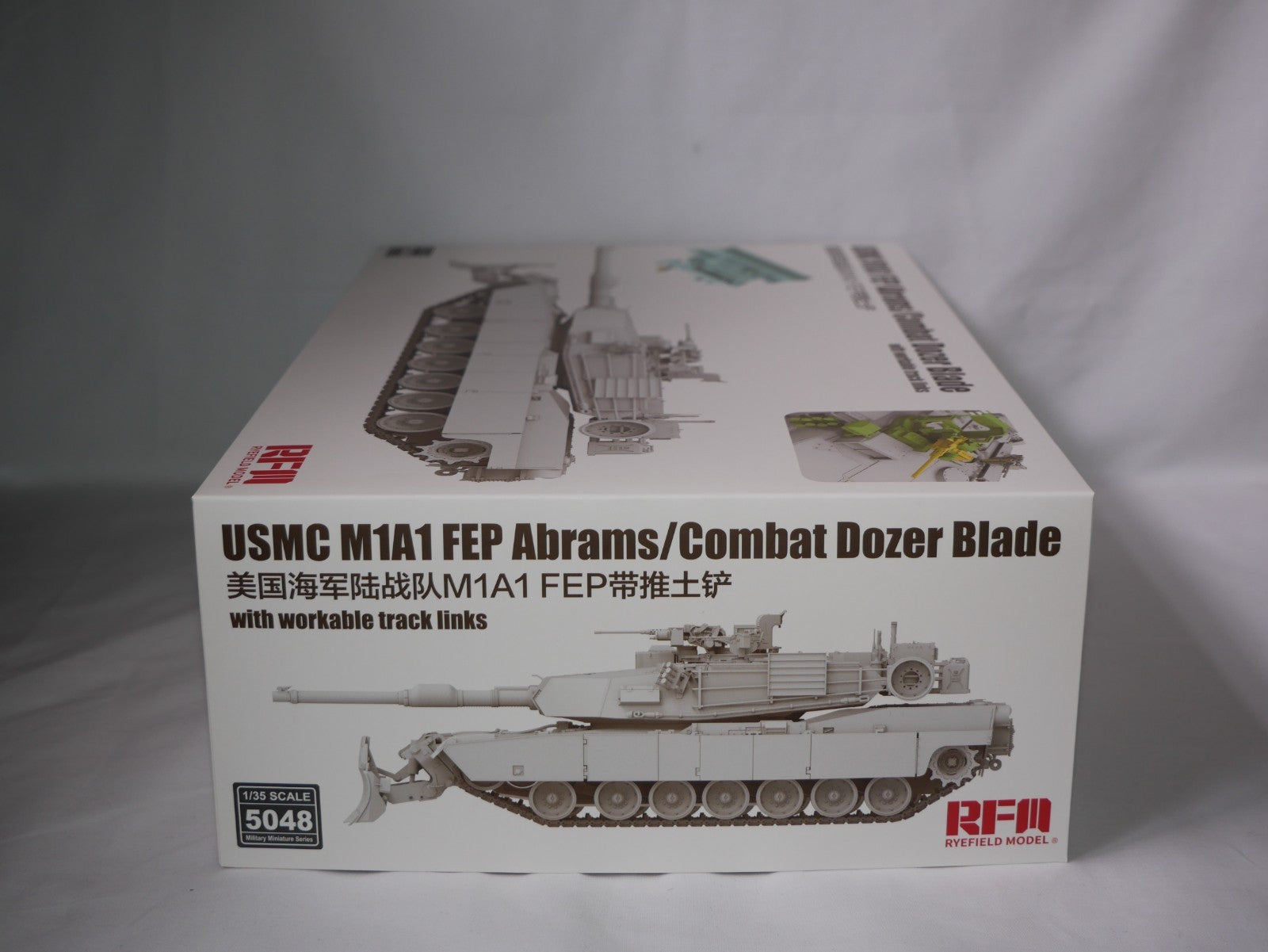 Ryefield Model 1:35 Scale USMC M1A1 FEP Abrams Tank With Combat Dozer Blade 5048
