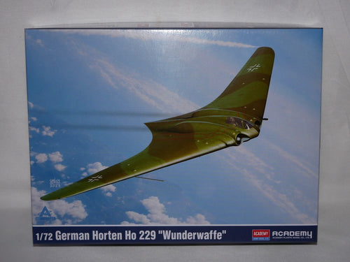 Academy 1:72 German Horten Ho 229 Wunderwaffe Flying Wing Skill Level 4 - 12583