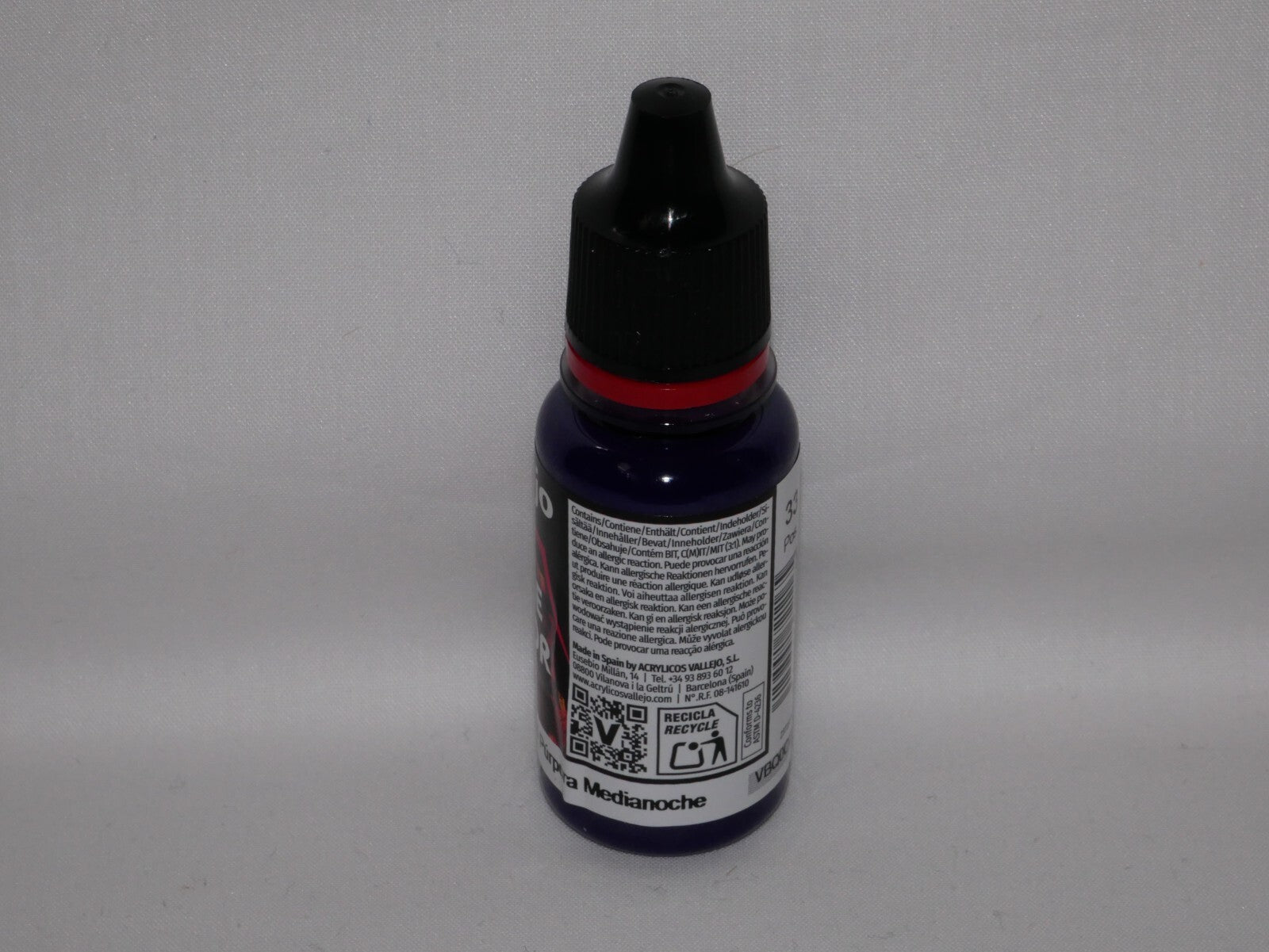 Vallejo Game Color Acrylics Midnight Purple 18ml/0.6 fl oz Dropper Bottle 72.016