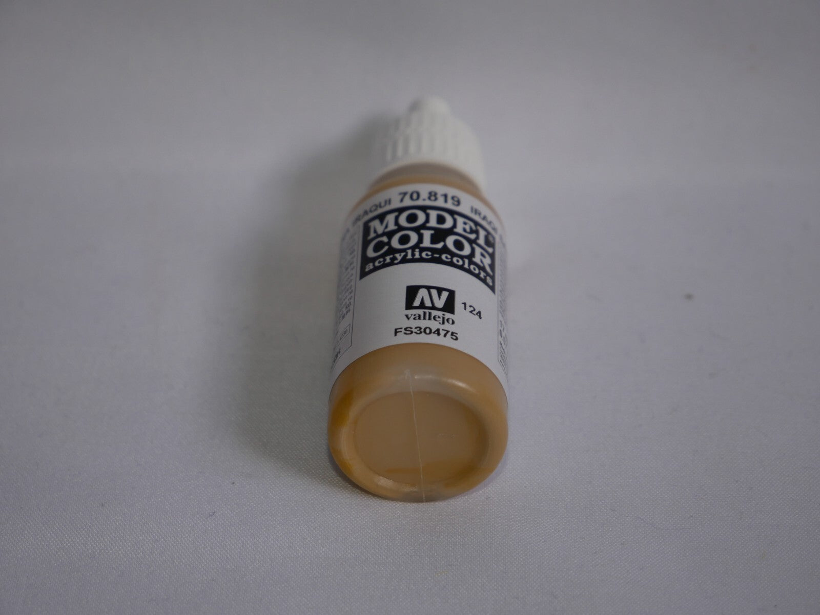 Vallejo Model Color Iraqi Sand Acrylic 17ml/0.57 fl oz Dropper Bottle - 70.819