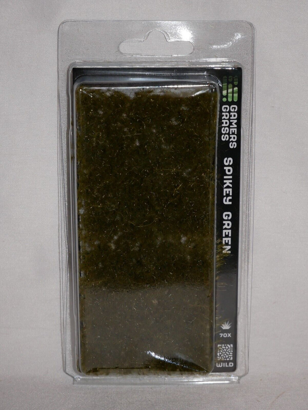 Gamers Grass Wild Spikey Green 12mm Tufts For Wargaming Bases 70 Per Pack GGK-DG