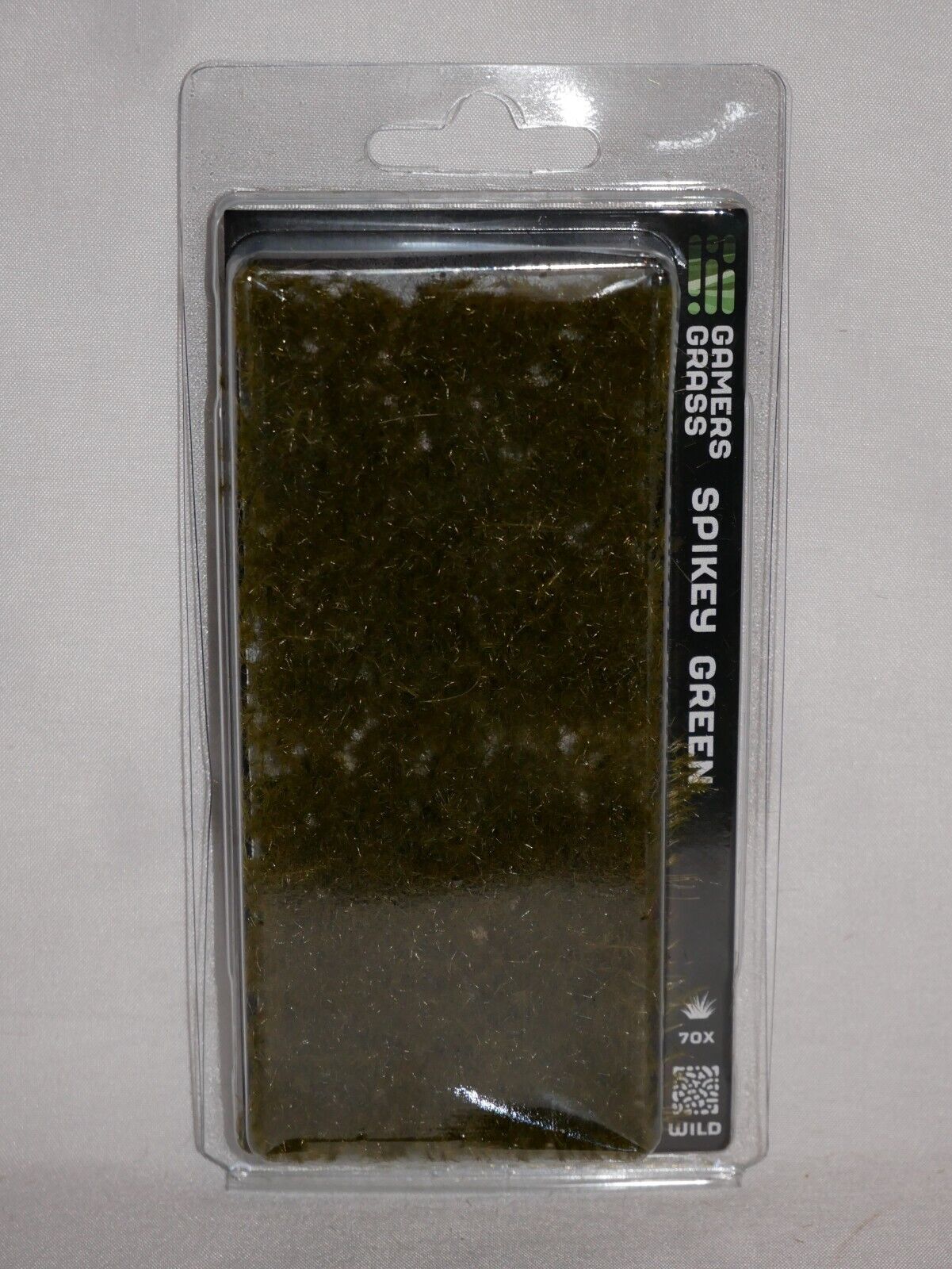 Gamers Grass Wild Spikey Green 12mm Tufts For Wargaming Bases 70 Per Pack GGK-DG