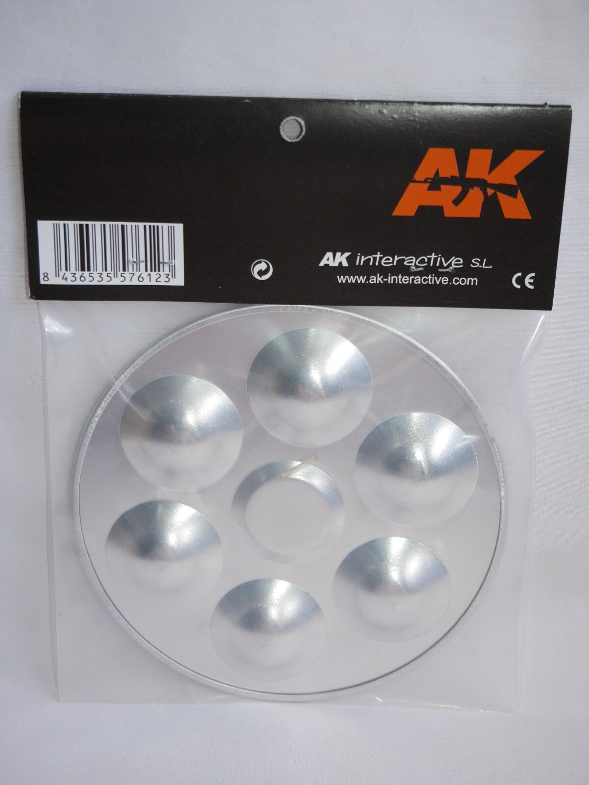 AK Interactive Aluminium Pallet (6 Wells) For Modeling Paint Mixes - AK612