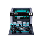 Burago 1:43 Scale Mercedes-AMG Petronas Forumla One Team Pit Pass Diorma Playset - #18-38452R