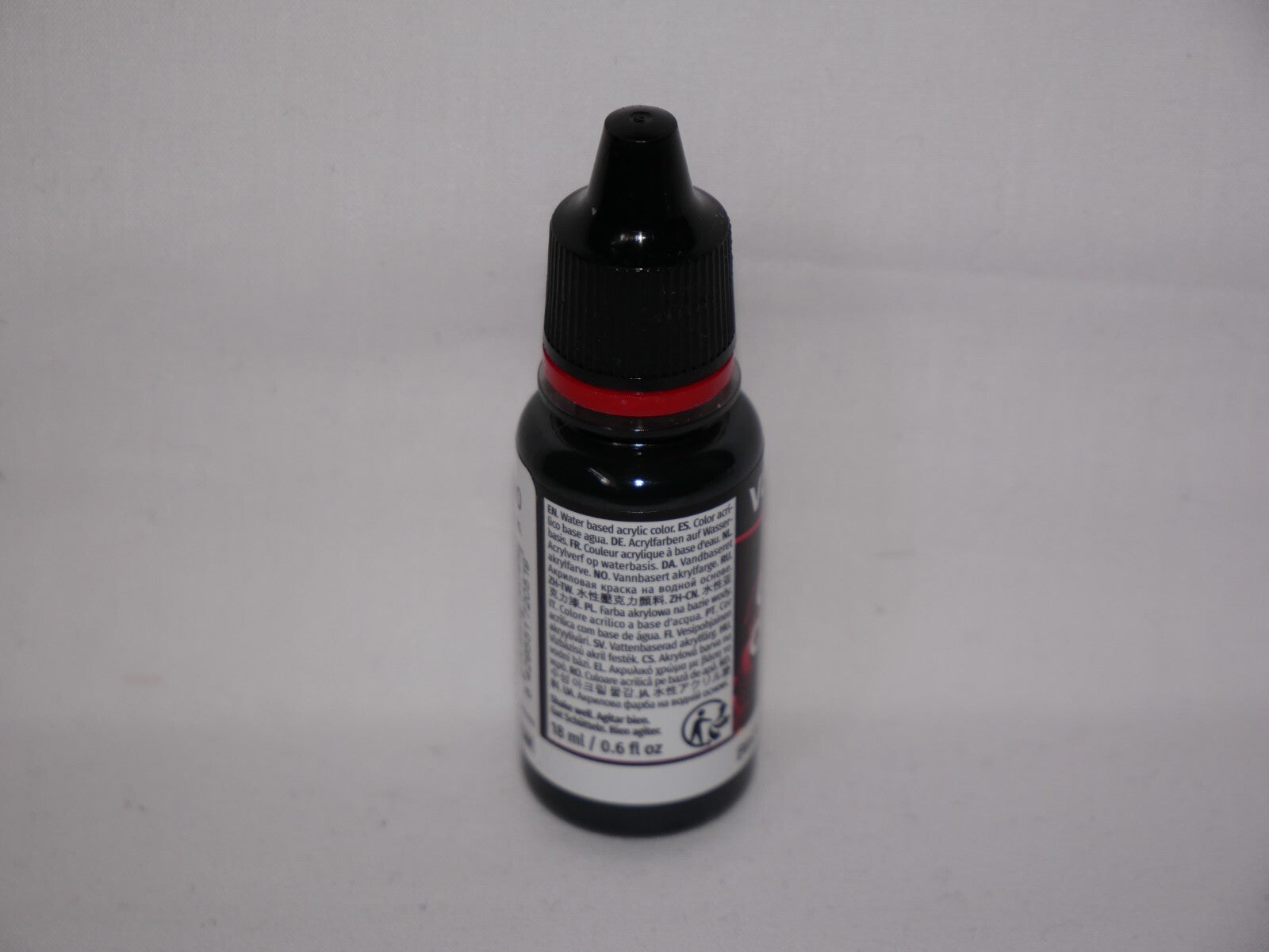 Vallejo Game Color Acrylic Range Black 18ml/0.6 fl oz Dropper Bottle - 72.051