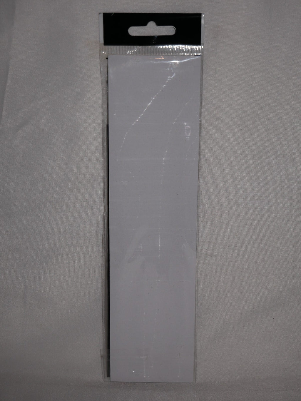 AK Interactive Size 8 Round Synthetic Hair Scale Modeling Paint Brushes - AK607
