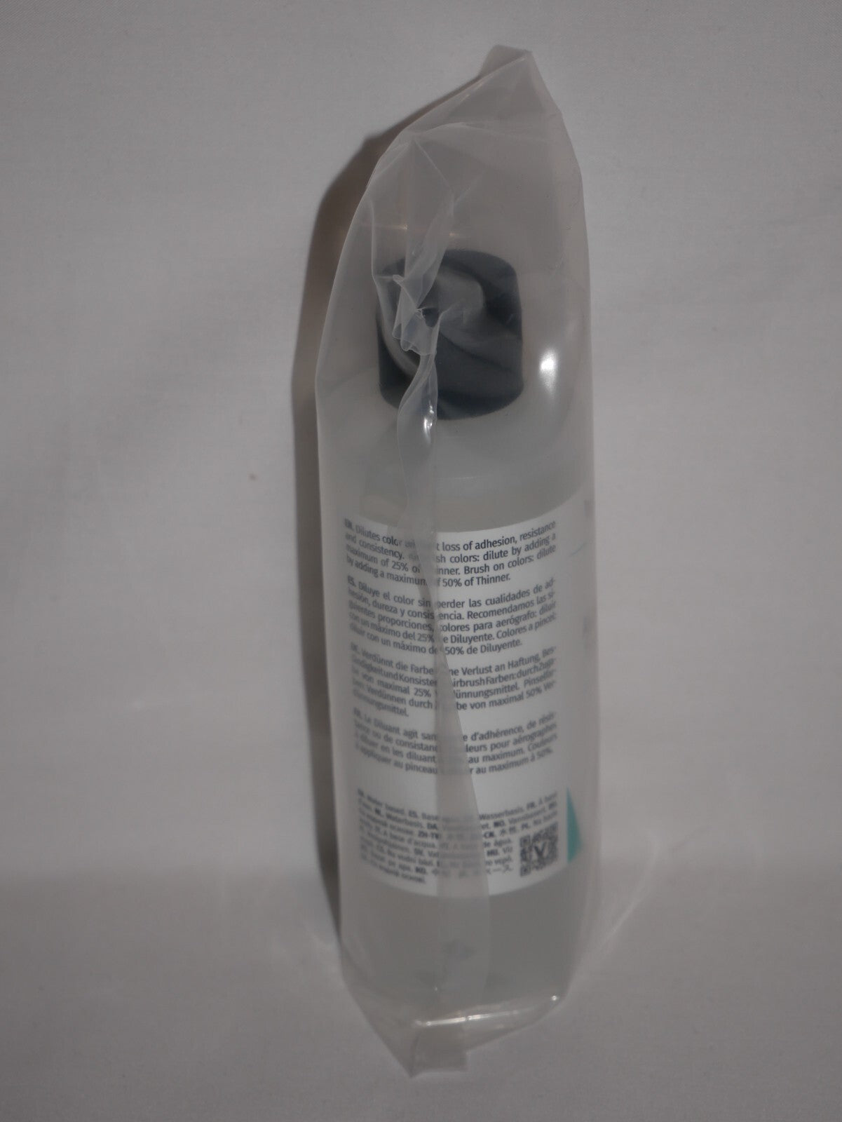 Vallejo Airbrush Mediums Airbrush Thinner 200ml / 6.76 fl oz Bottle - 71.161