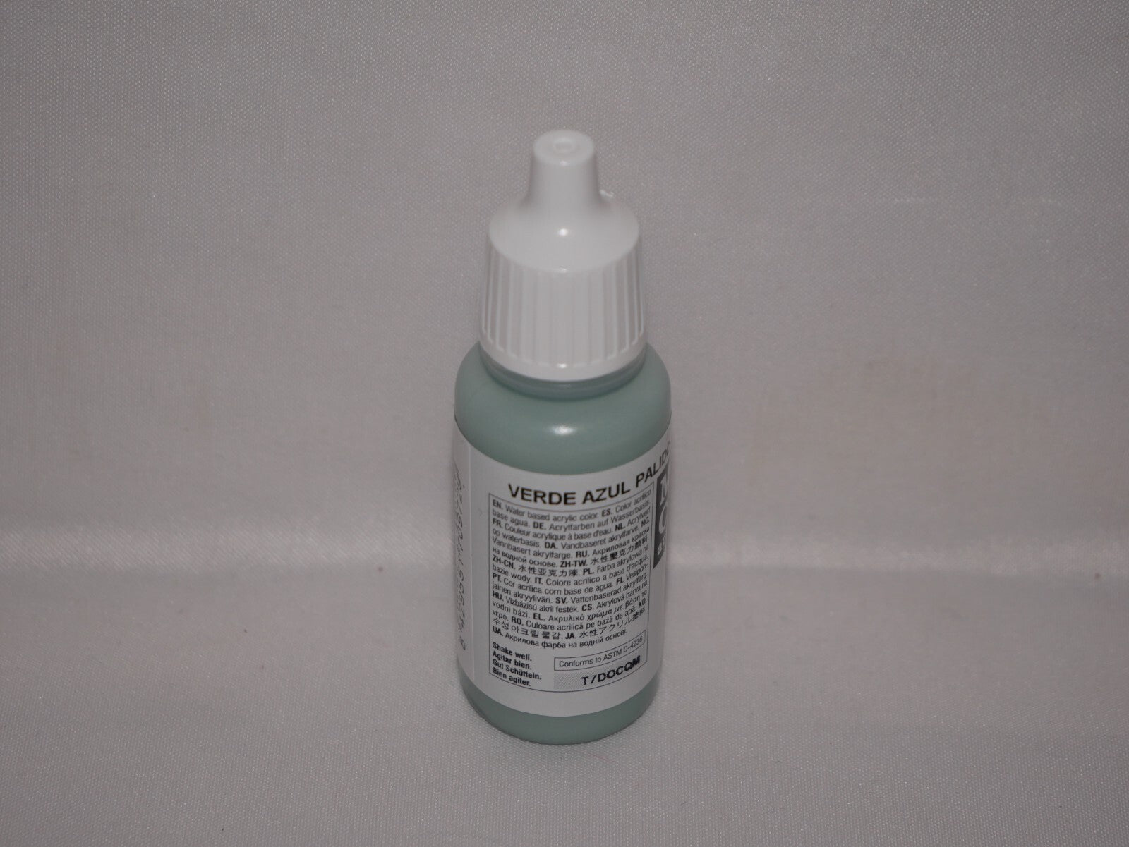 Vallejo Model Color Light Green Blue Acrylic 17ml/0.57 fl oz Dropper 70.972