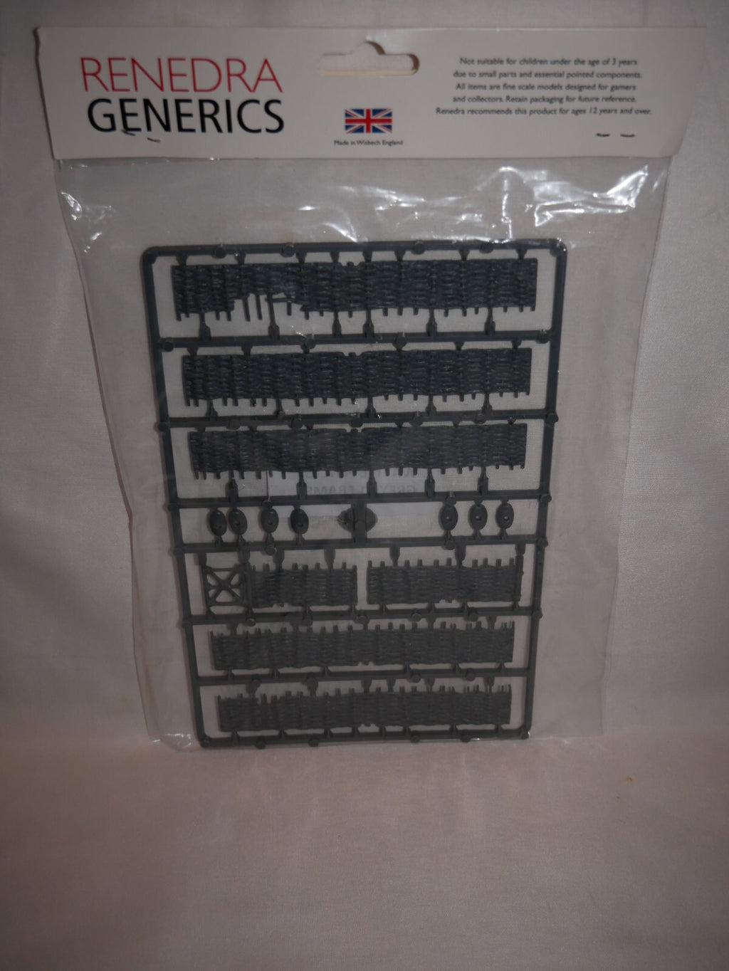 Renedra Ltd Generic Scenery & Bases 1/56 Scale Wattle Fences Grey 1 Frame - RN15