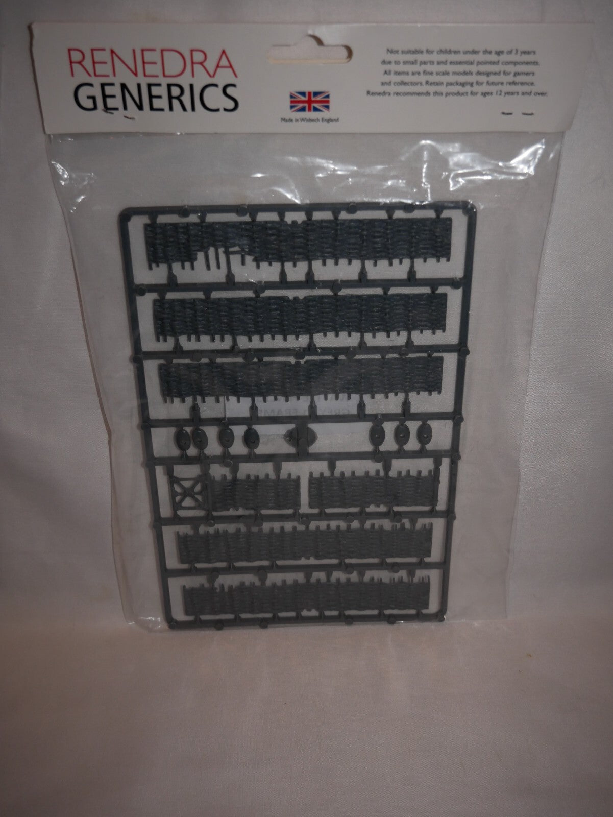 Renedra Ltd Generic Scenery & Bases 1/56 Scale Wattle Fences Grey 1 Frame - RN15