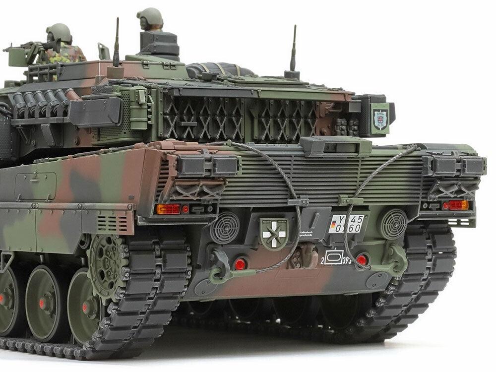 Tamiya 1:35 Military Miniature Series No.387 German Leopard 2 A7V Tank - 35387