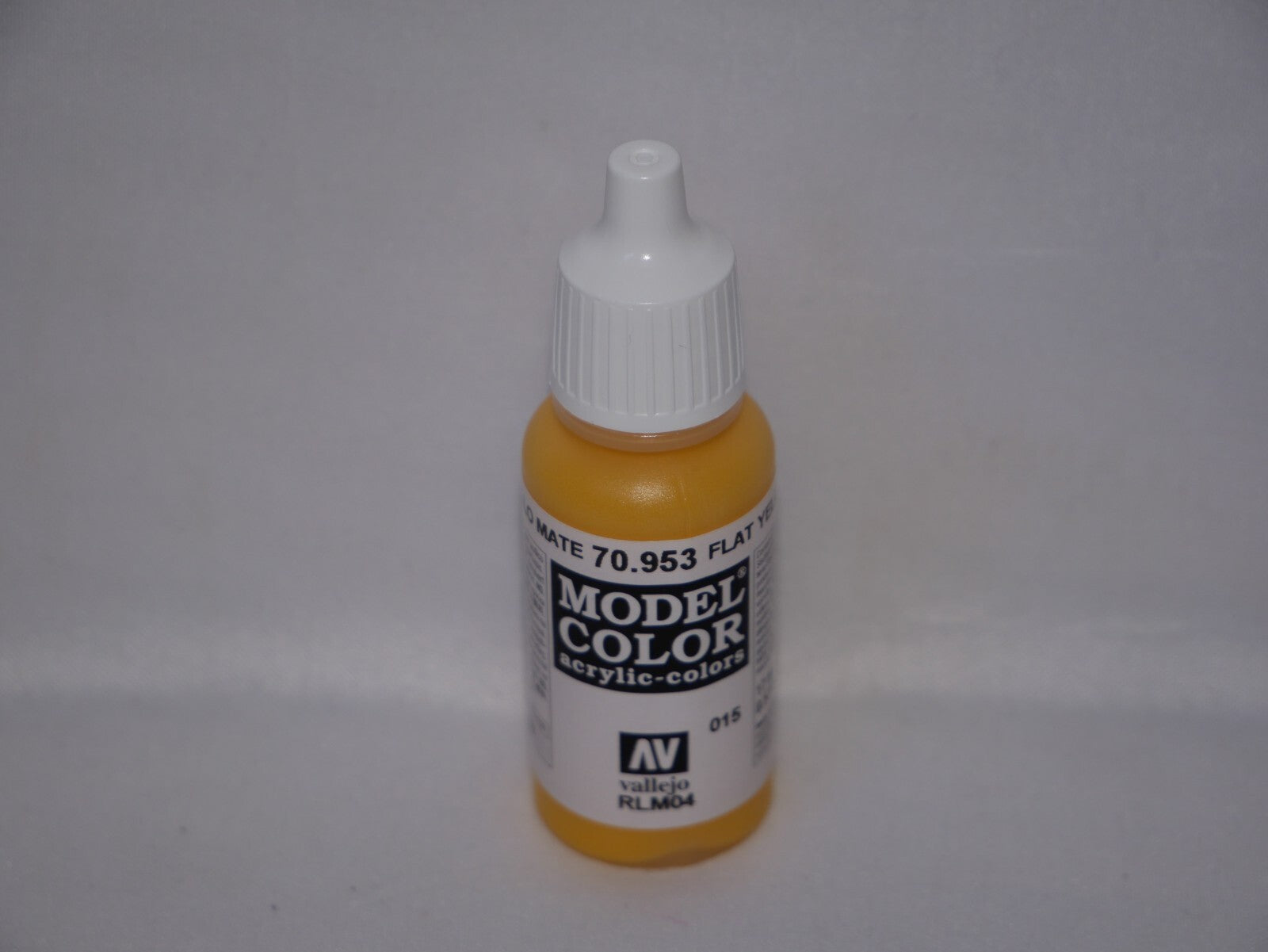 Vallejo Model Color Flat Yellow Acrylic 17ml/0.57 fl oz Dropper Bottle - 70.953