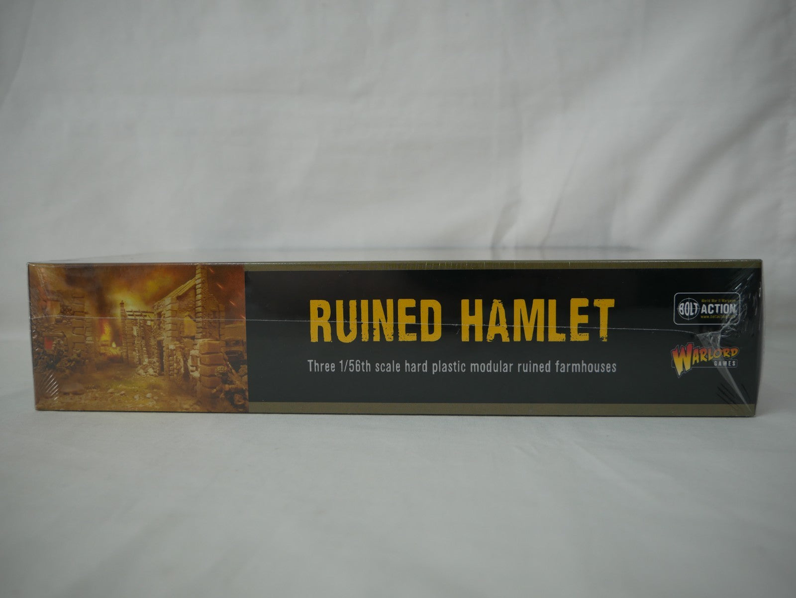 Warlord Games Bolt Action 1:56 Hard Plastic Modular Ruined Hamlet - 802010005