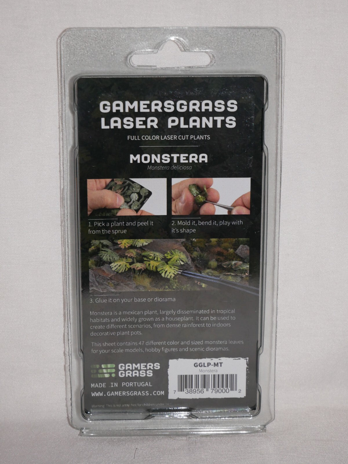 Gamers Grass Full Color Laser Cut Plants Monstera For Bases 47 Per Pack GGLP-MT
