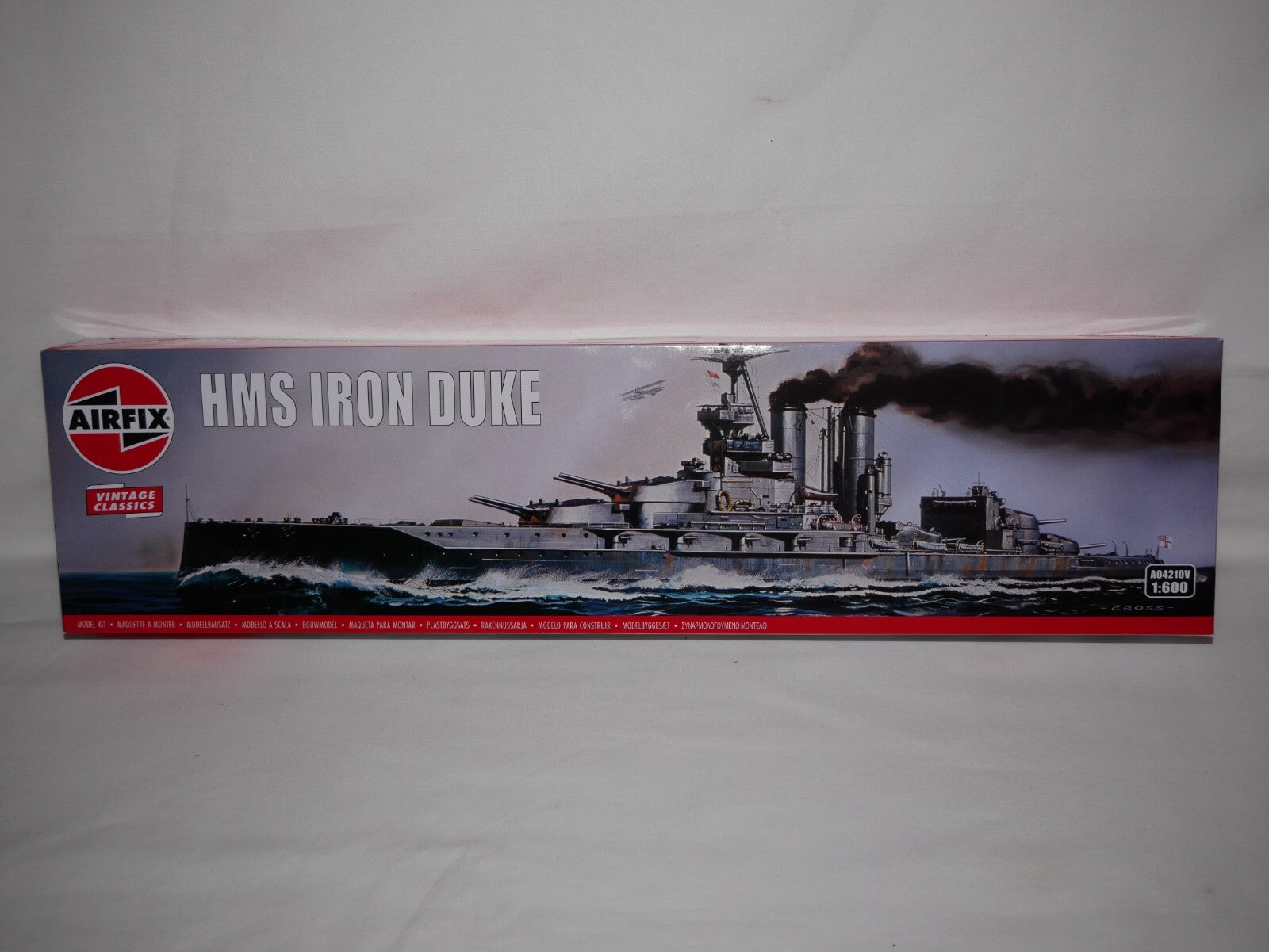Airfix Vintage Classics Range 1:600 Scale HMS Iron Duke Skill Level 2 - A04210V