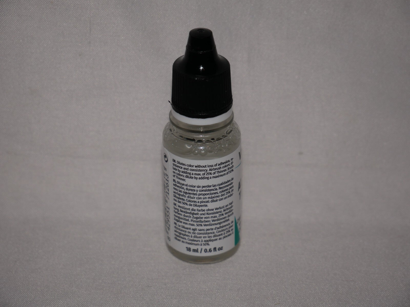 Vallejo Auxiliary Products Airbrush Thinner 18ml Dropper Bottle - 71.261