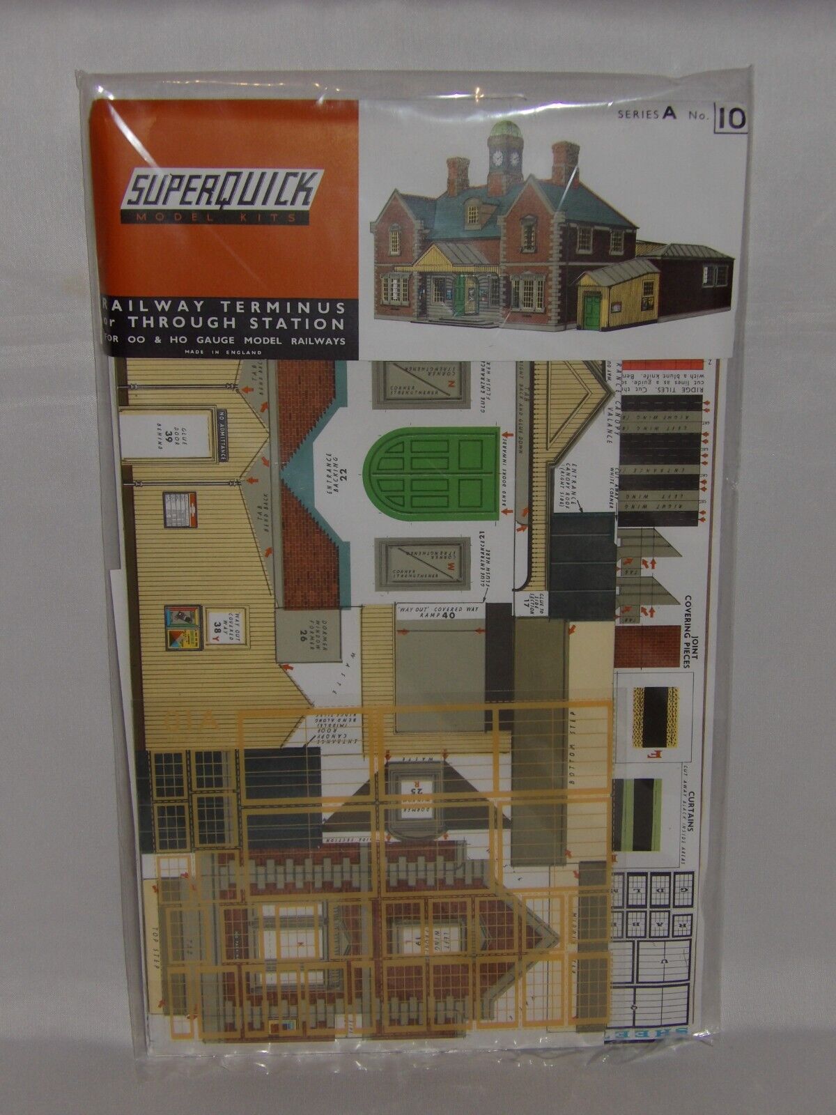 Superquick Kits 1:76 Scale Railway Terminus Or Through Station For HO/OO - SQA10