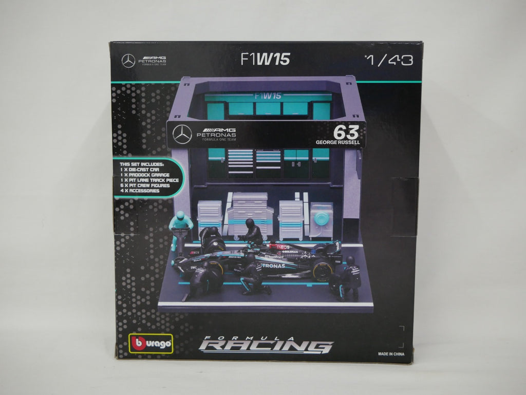 Burago 1:43 Scale Mercedes-AMG Petronas Forumla One Team Pit Pass Diorma Playset - #18-38452R
