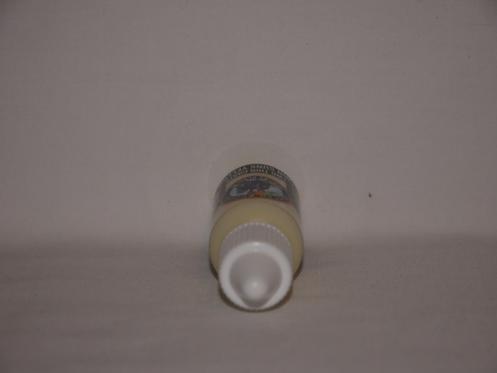 Duncan Rhodes Painting Academy Two Thin Coats Twin Suns Yellow 15ml Bottle 10132