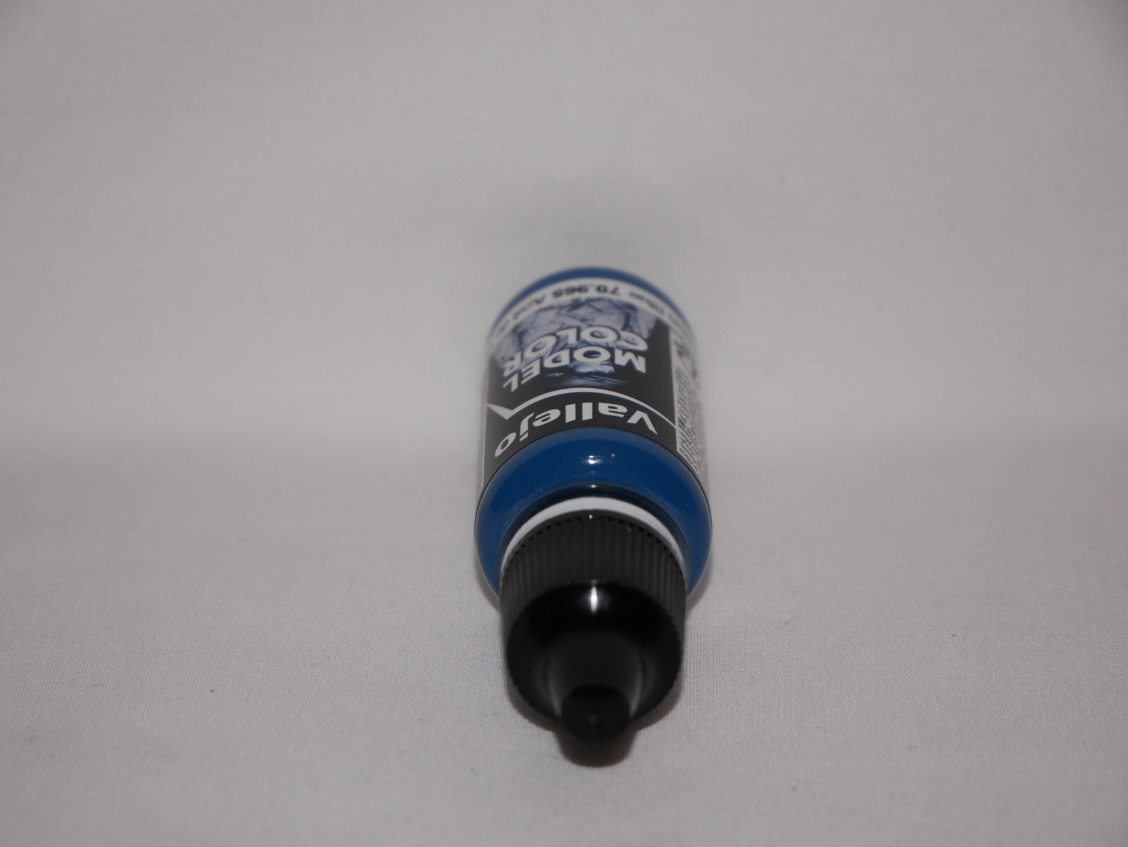 Vallejo Model Color Prussian Blue Acrylic 18ml/0.60 fl oz Dropper Bottle 70.965