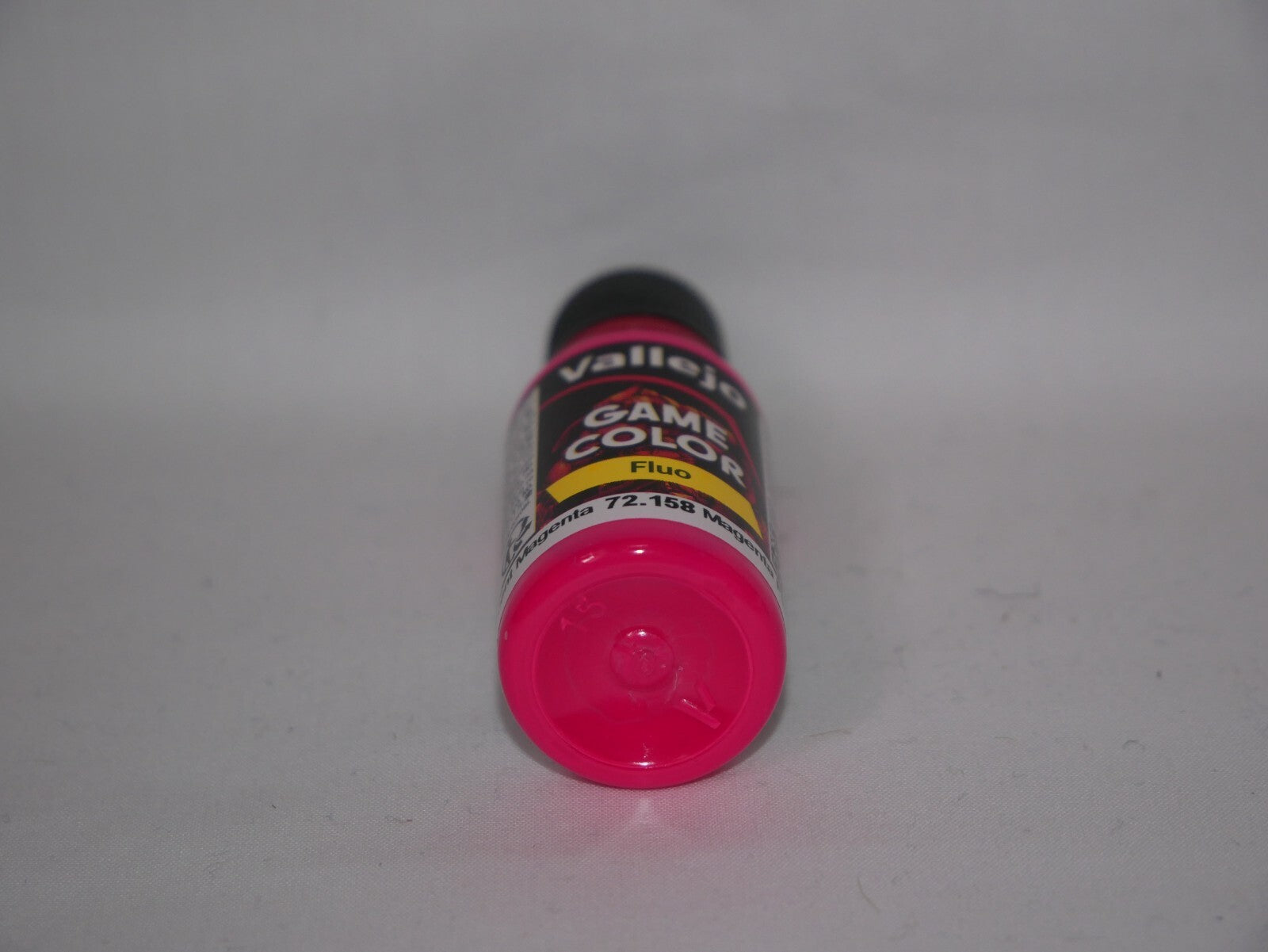 Vallejo Game Color Acrylic Range Fluorescent Magenta 18ml Dropper Bottle 72.158