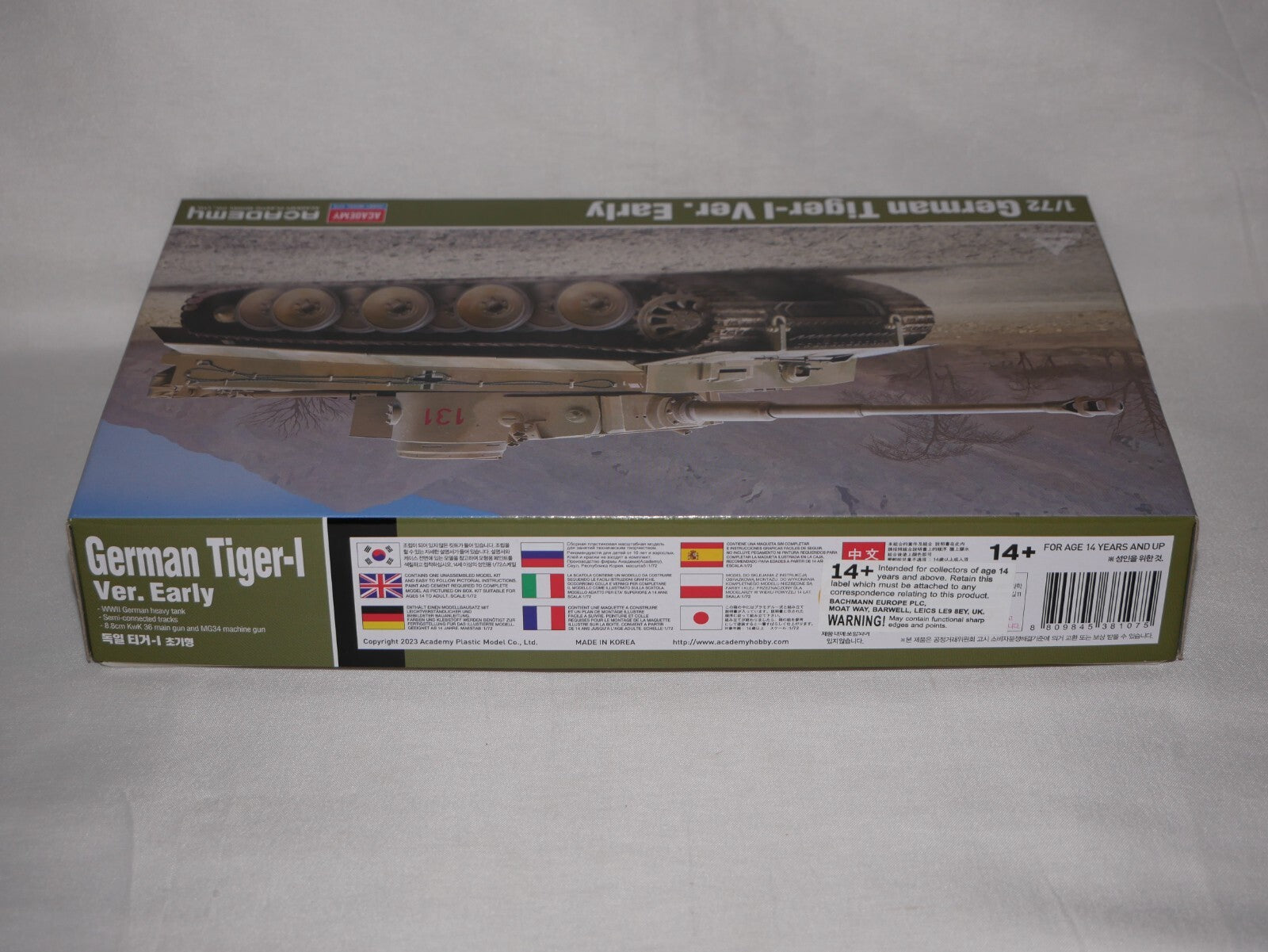 Academy Hobby Model Kits 1:72 Scale German Tiger I Early Version Red 131 - 13422