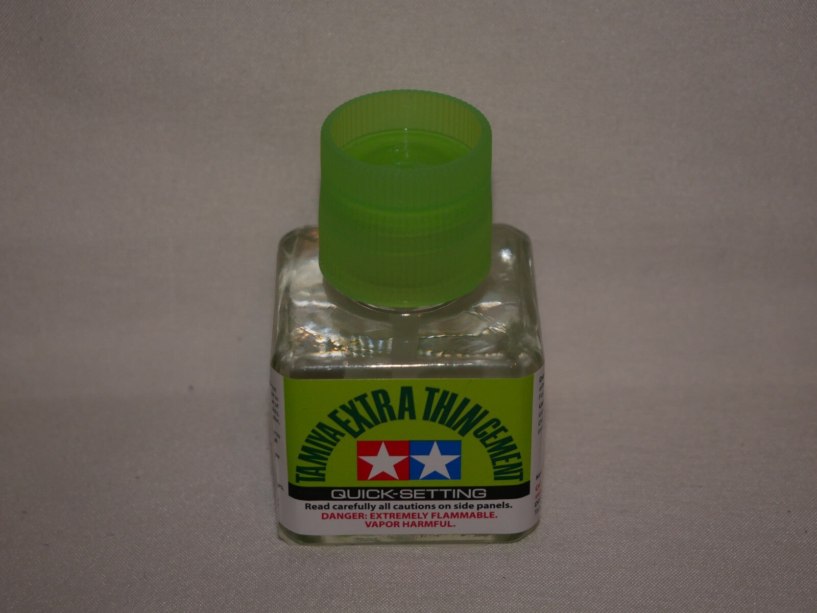 Tamiya Extra Thin Quick Setting Polystyrene Cement 40ml Glass Jar - 87182