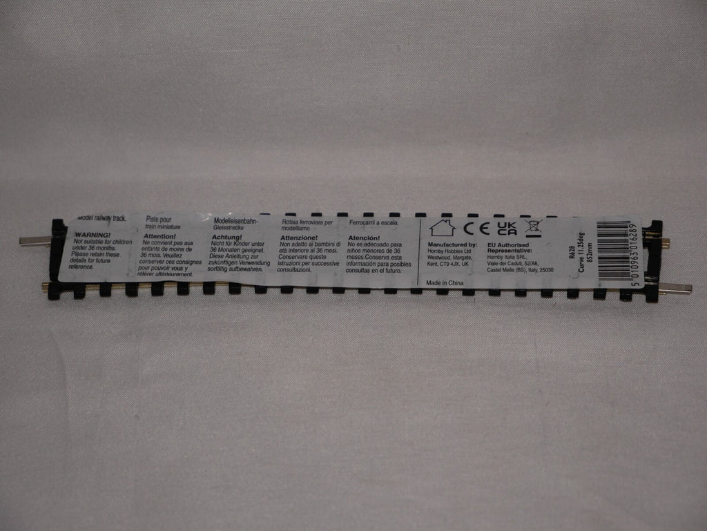 Hornby 1:76 Model Railway Track Single Piece Half Curve (33") Large Radius R628