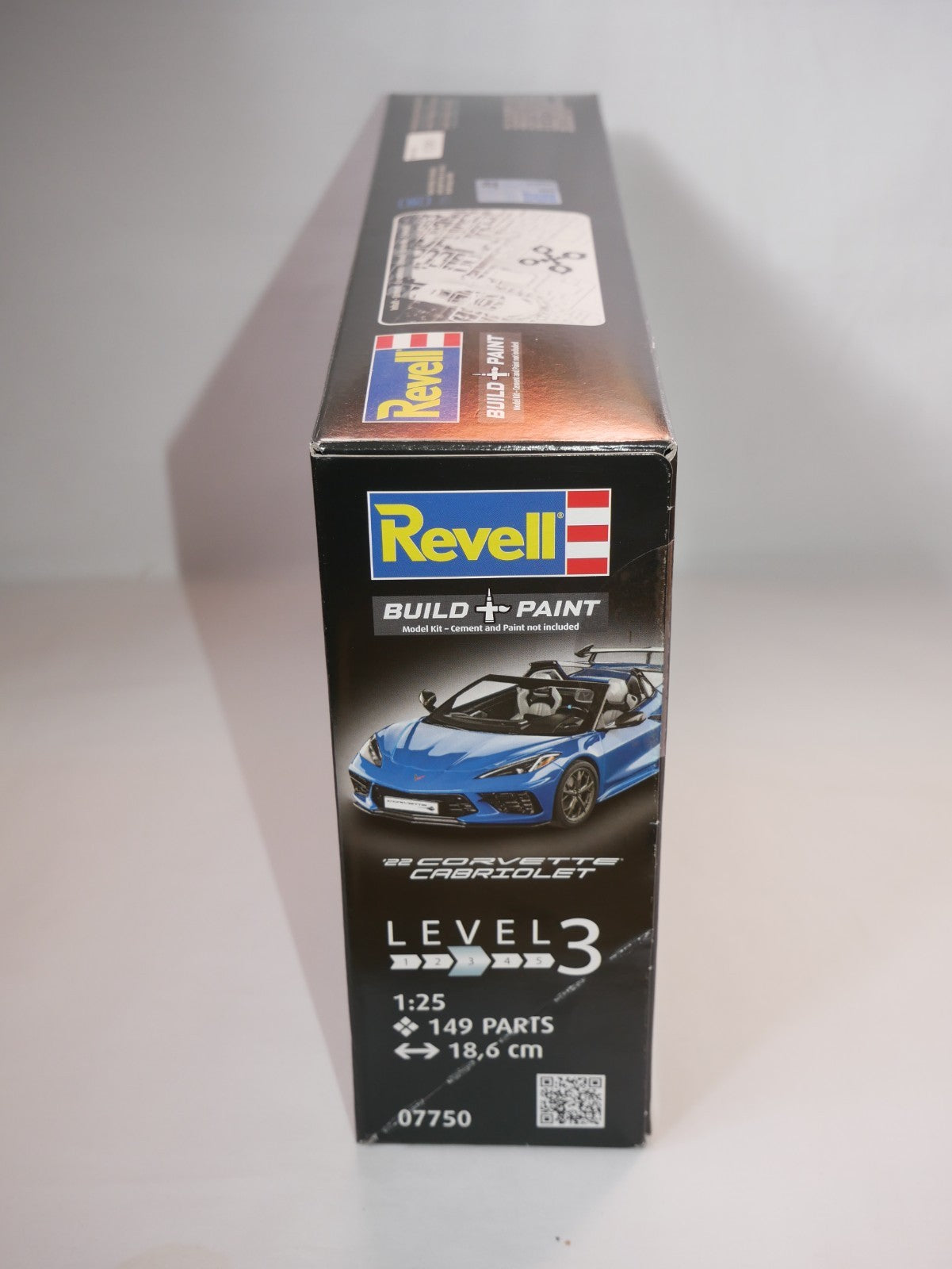 Revell 1:25 Scale Chevrolet Corvette C8 Cabriolet Sports Car Skill Level 3 07750