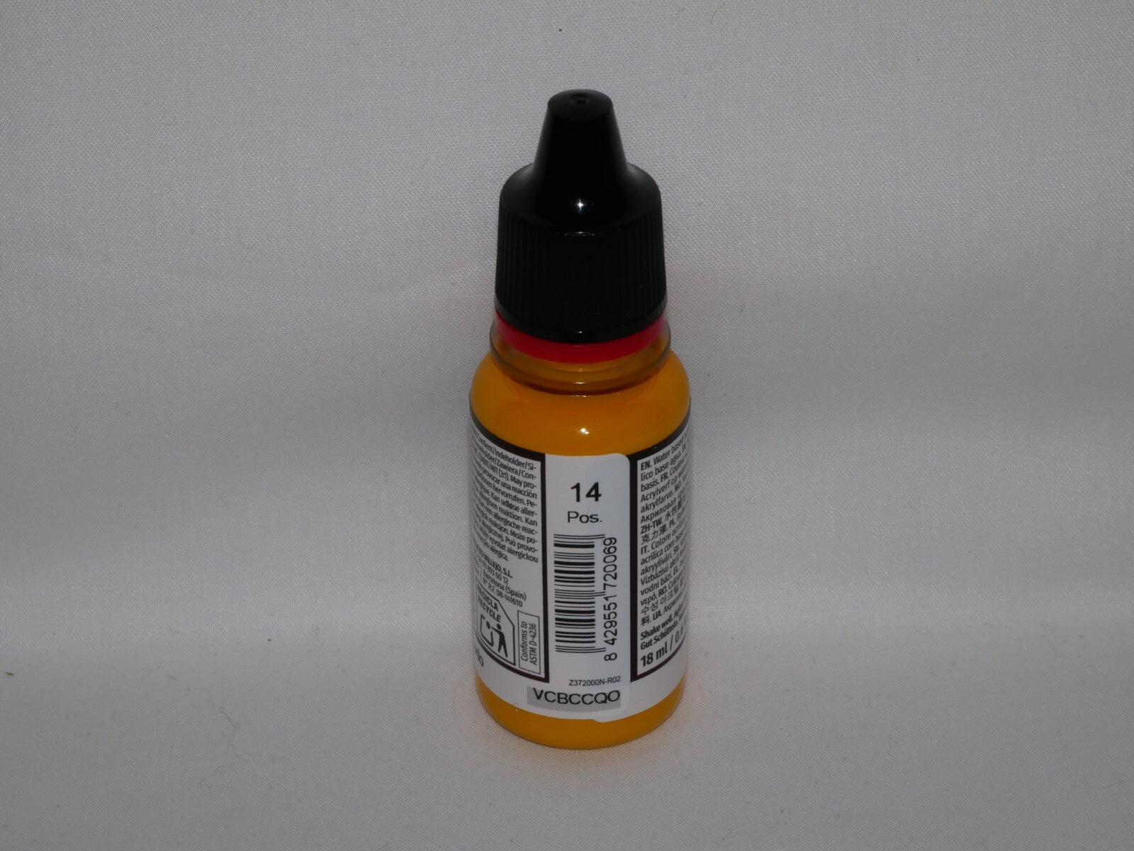 Vallejo Game Color Acrylic Range Sun Yellow 18ml/0.6 fl oz Dropper Bottle 72.006