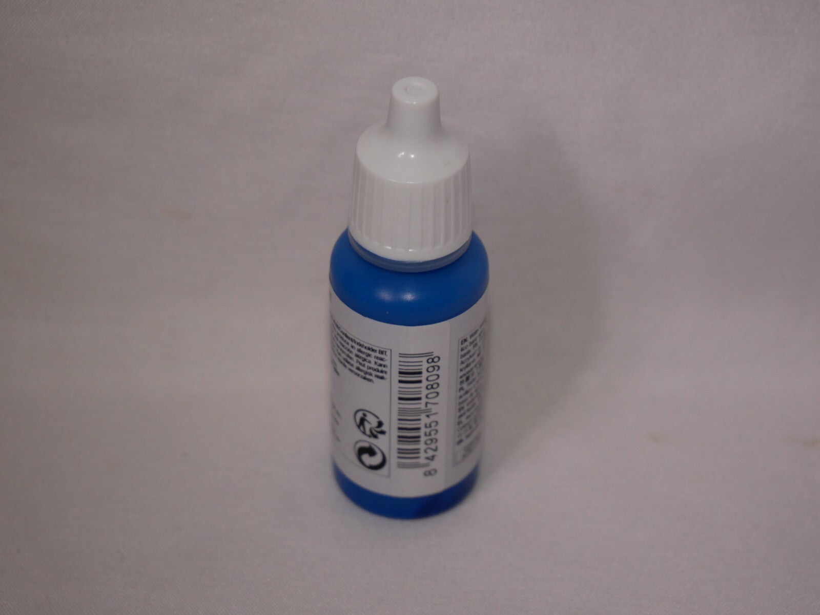 Vallejo Model Color Royal Blue Acrylic 17ml/0.57 fl oz Dropper Bottle - 70.809