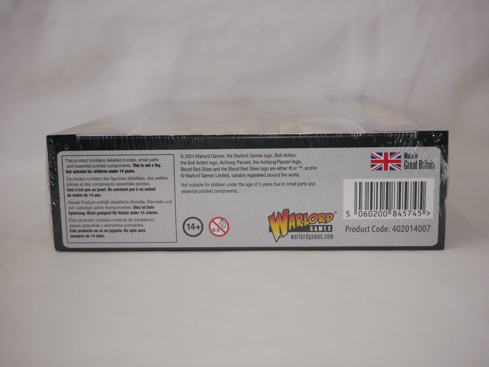 Warlord Games Bolt Action 1:56 Scale WWII Soviet T-34/76 Medium Tank - 402014007