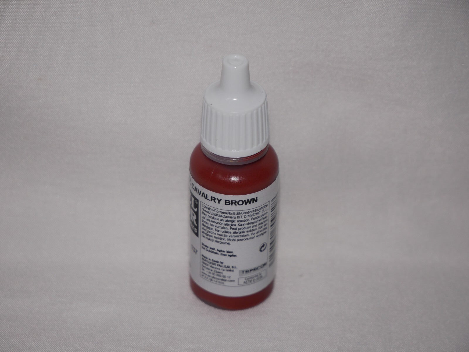 Vallejo Model Color Cavalry Brown Acrylic 17ml/0.57 fl oz Dropper Bottle 70.982