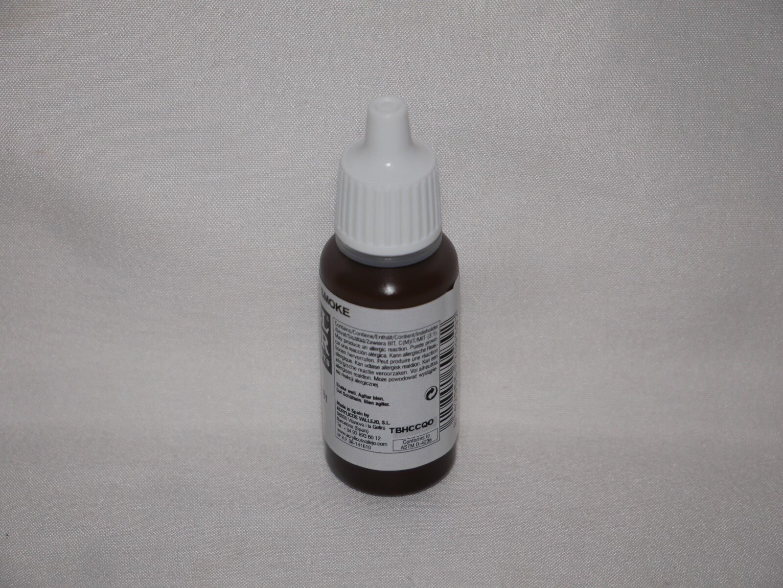 Vallejo Model Color Smoke Acrylic 17ml/0.57 fl oz Dropper Bottle - 70.939