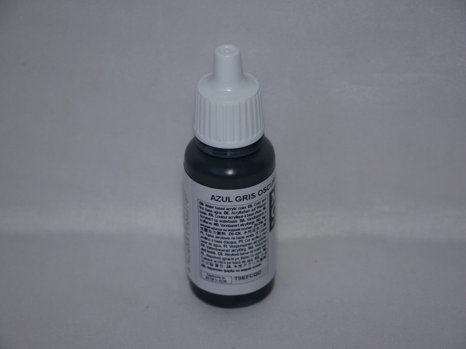 Vallejo Model Color Dark Blue Grey Acrylic 17ml/0.57 fl oz Dropper Bottle 70.867