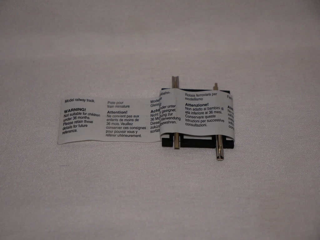 Hornby 1:76 Scale Model Railway Track Single Piece Short Quarter Straight R610