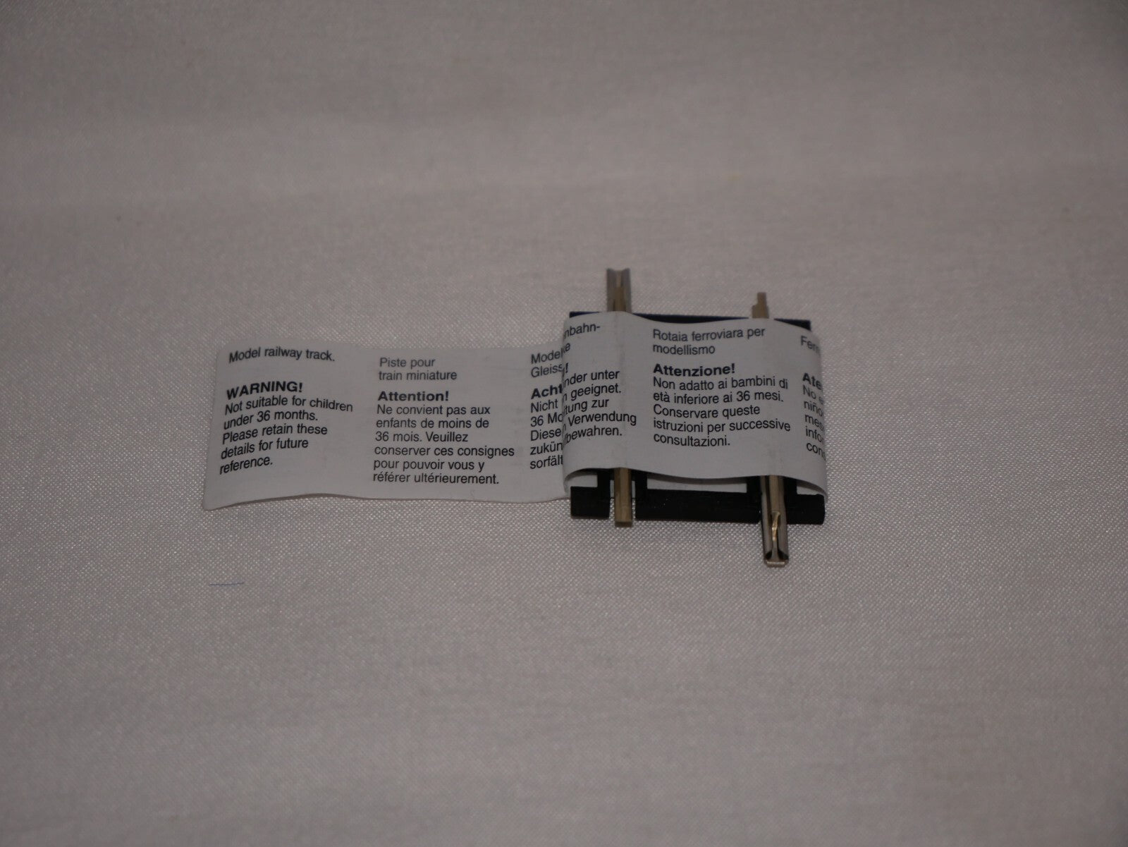 Hornby 1:76 Scale Model Railway Track Single Piece Short Quarter Straight R610
