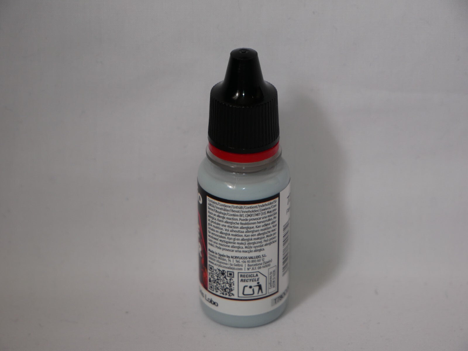 Vallejo Game Color Acrylic Range Wolf Grey 18ml/0.6 fl oz Dropper Bottle 72.047