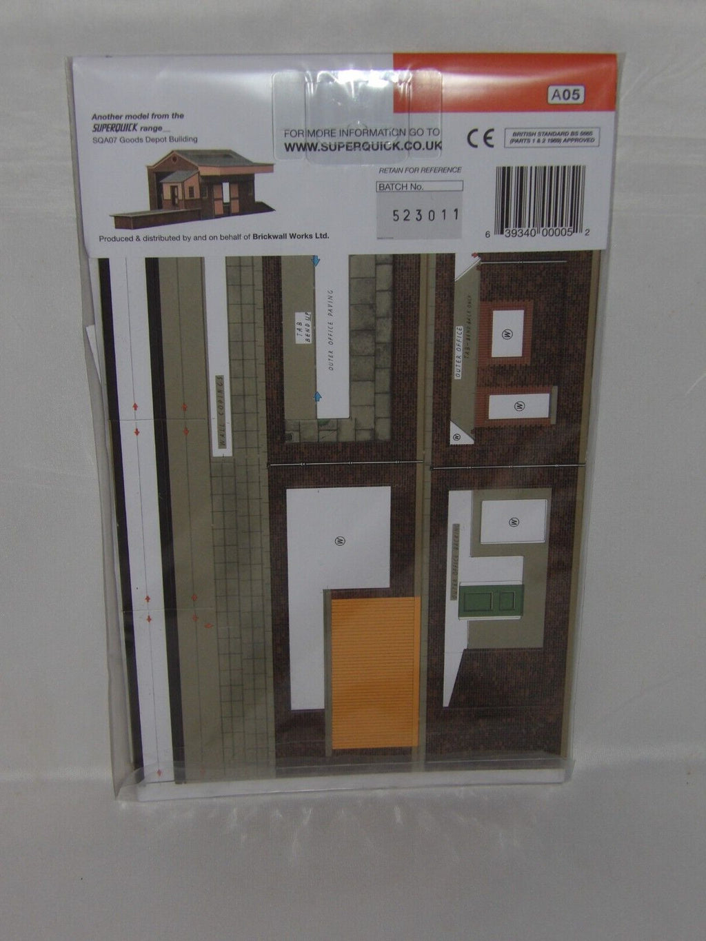 Superquick Kits 1:76 Scale Two Road Locomotive Shed Scaled For OO & HO - SQA5