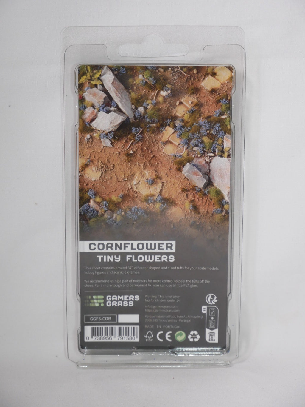 Gamers Grass Cornflower Tiny Flowers Grass Tufts For Bases 370 Per Pack GGFS-COR